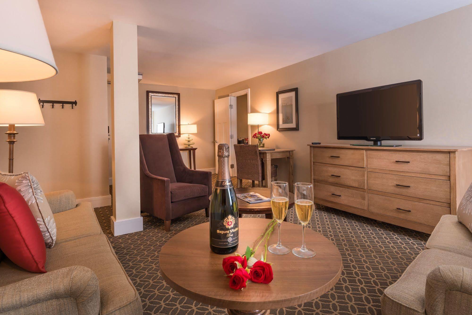 The Westport Inn, An Ascend Hotel Collection Member Luaran gambar